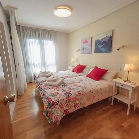 Palacio Con Vistas A La Bahia Ac, Wifi, Parking * San Sebastian